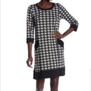 Rabbit Rabbit Rabbit Designs Dress  H-0232